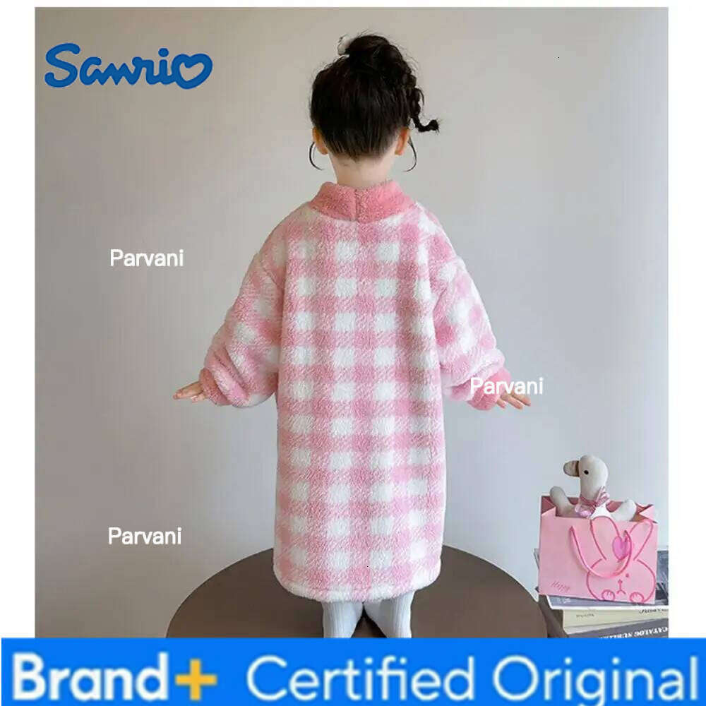 Sanrio Hello Kitty Nightgown Autumn Winter Sleepwear Girls Baby Pajamas Home Clothes Coral Velvet Bath Children's Bathrobe H260130