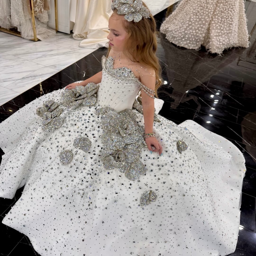 2026 Ivory Ball Gown Flower Girl Dresses Beaded Crystals Flowers Satin Sheer Neck Little Girl Christmas Peageant Birthday Christening Tutu Dress Gowns