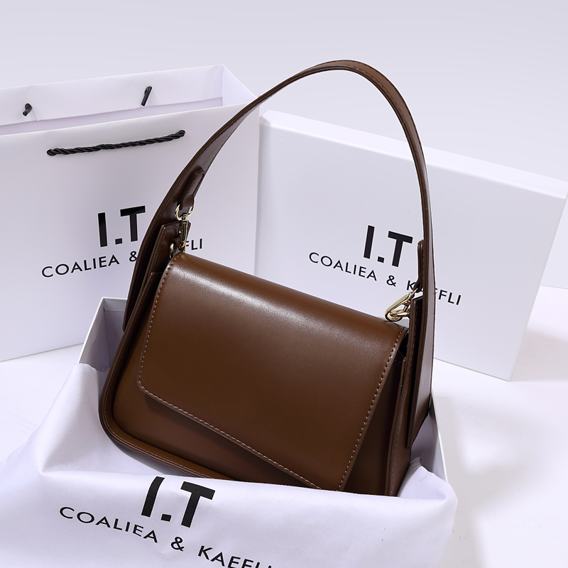 Spring and Summer 2026 New Retro Small-Circle Women's Bag, Fashionable and Versatile Crossbody Underarm Bag, High-End Luxurious Solid Color Slouc