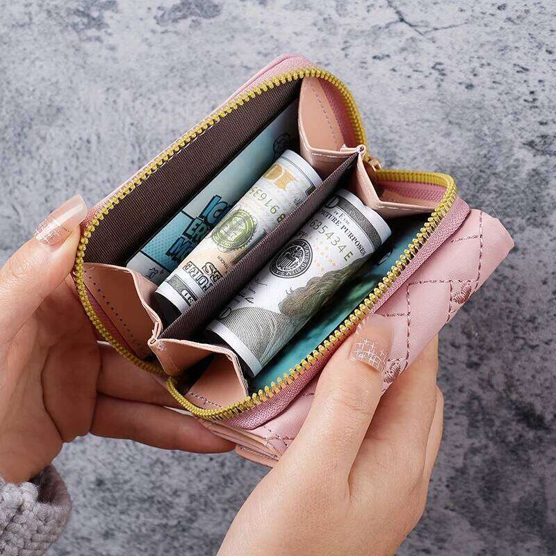 New Women's Short, Simple Embroidered Love PU Zero Multi Small Wallet Clip Card Bag Z260130