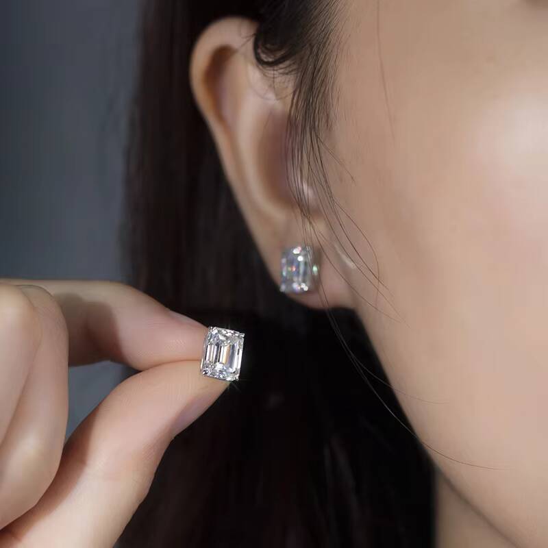 Messi Jewelry Custom Jewelry MSE-660 2CT 14K White Gold D VVS Emerald Stud Earrings Women Jewelry