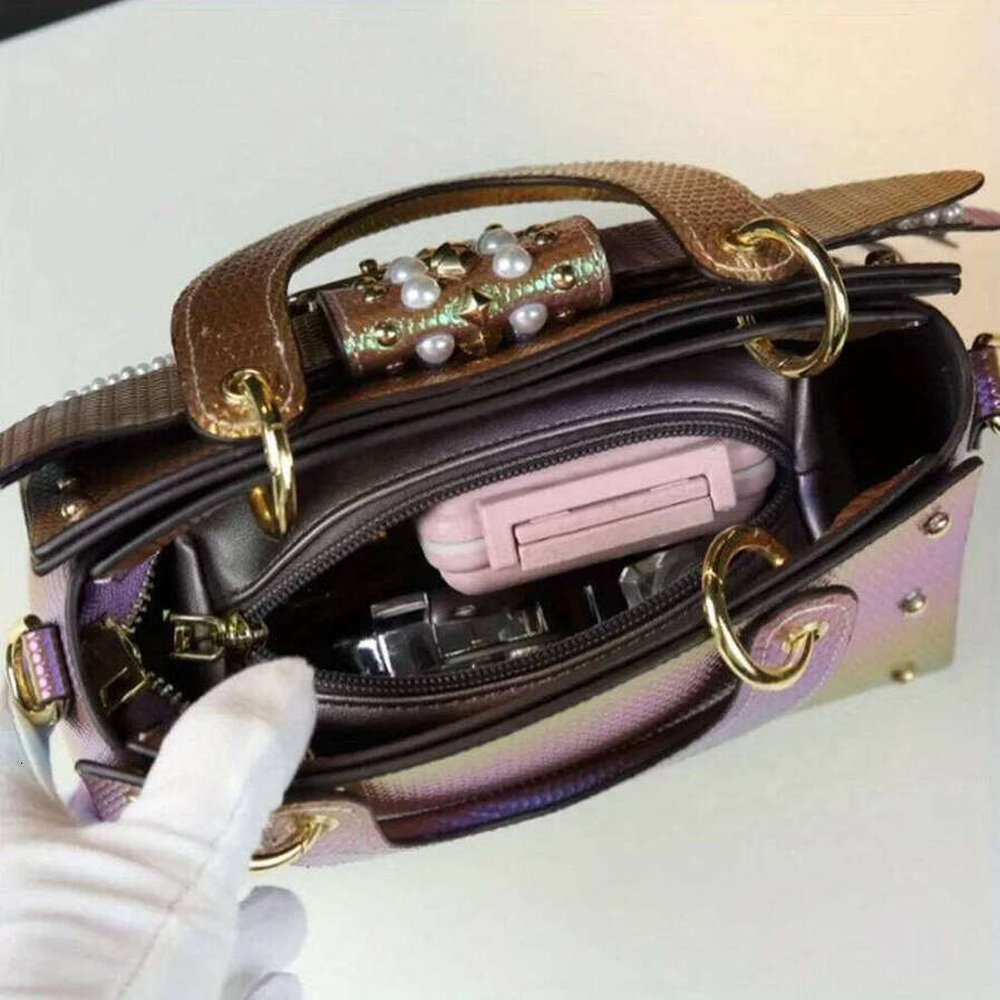 OLOEY 2025 New Riveted Wing Hand-Held Women's Bag, Colorful Chain Crossbody Single-Shoulder Dinner Buns Mother Bag High-End Single-Shoulder Bag