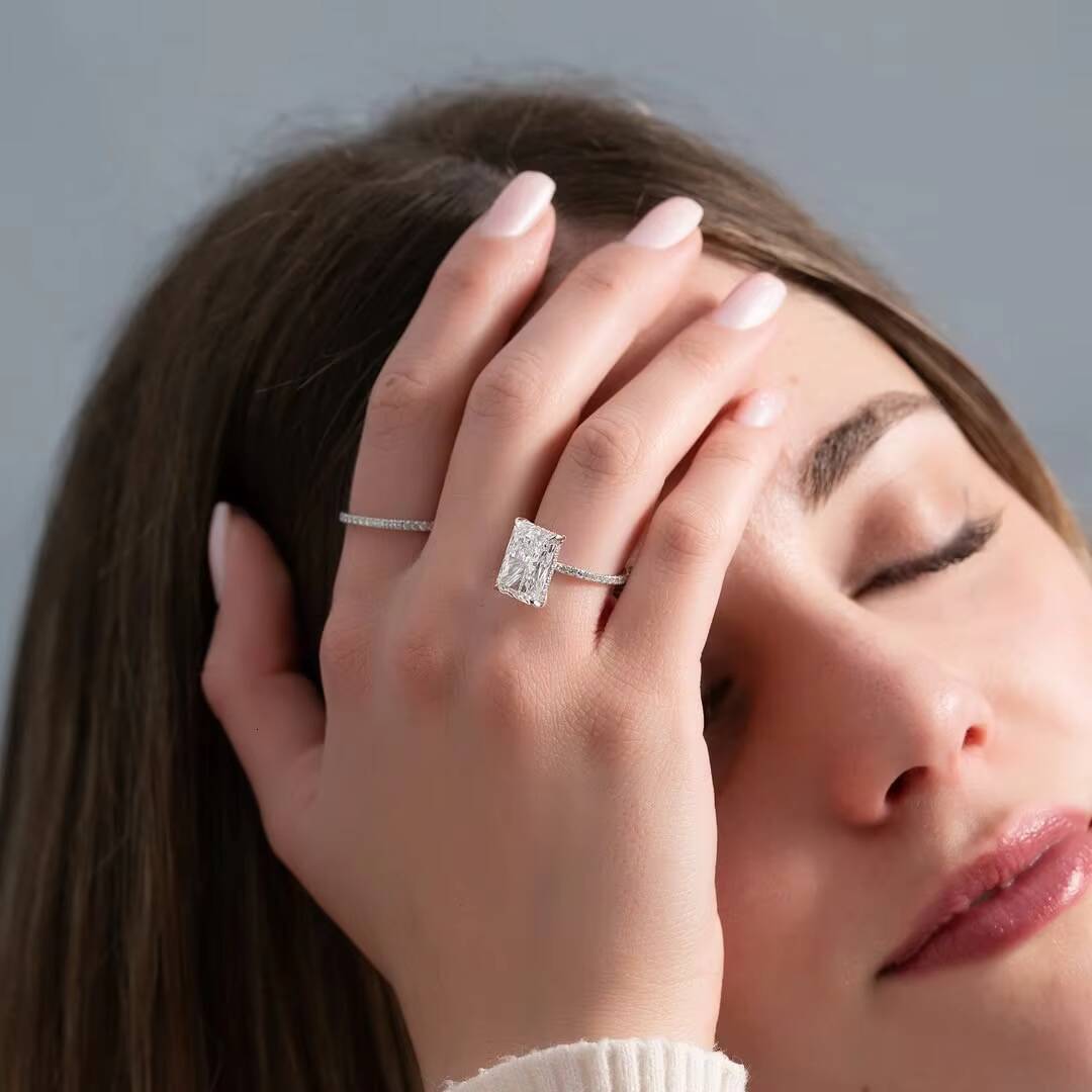 Factory Custom GIA IGI Certified VVS CVD Lab Grown Diamond Ring 18k Solid Gold Radiant Cut 1ct 2ct 3ct 5ct Wedding Ring