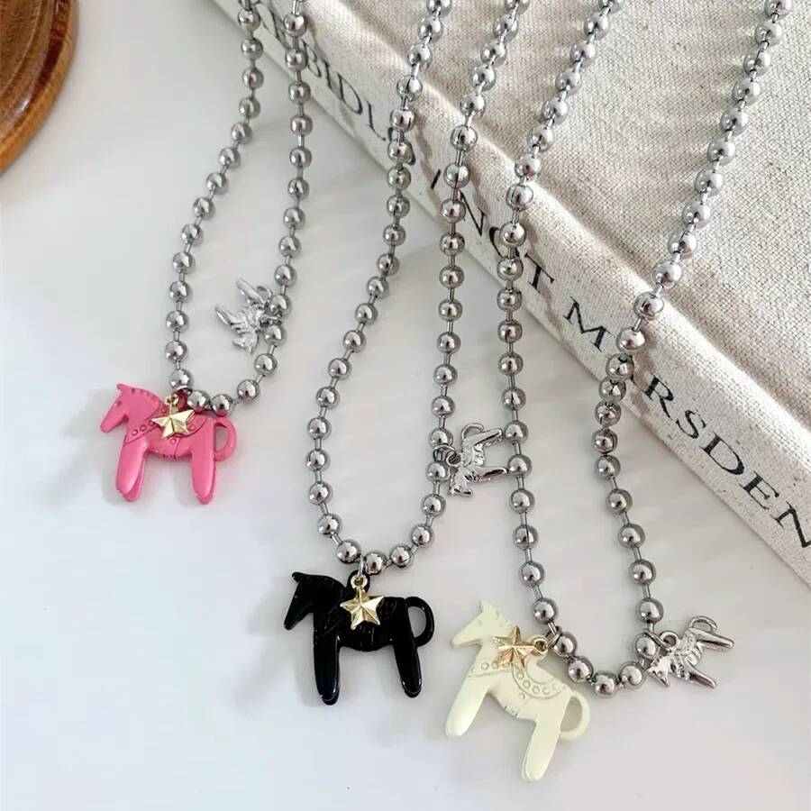 Funny Cute White Black Pink Color Enamel Colt Horse Pendant Necklaces For Women Alloy Beads Chain Chokers Fashion Jewelry