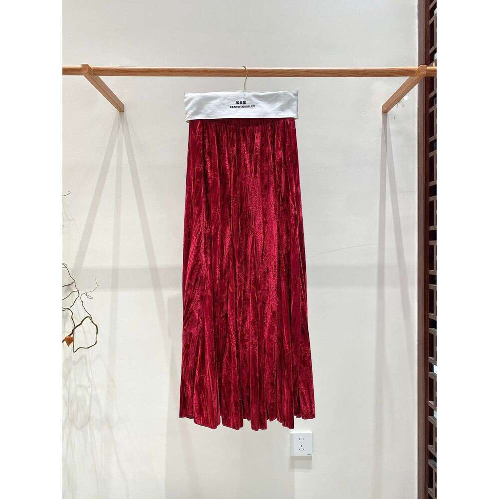 Zhihetang Velvet Autumn Winter High Waist Retro New Thickened Pleated Embossed Long Skirt LEEGO LENS