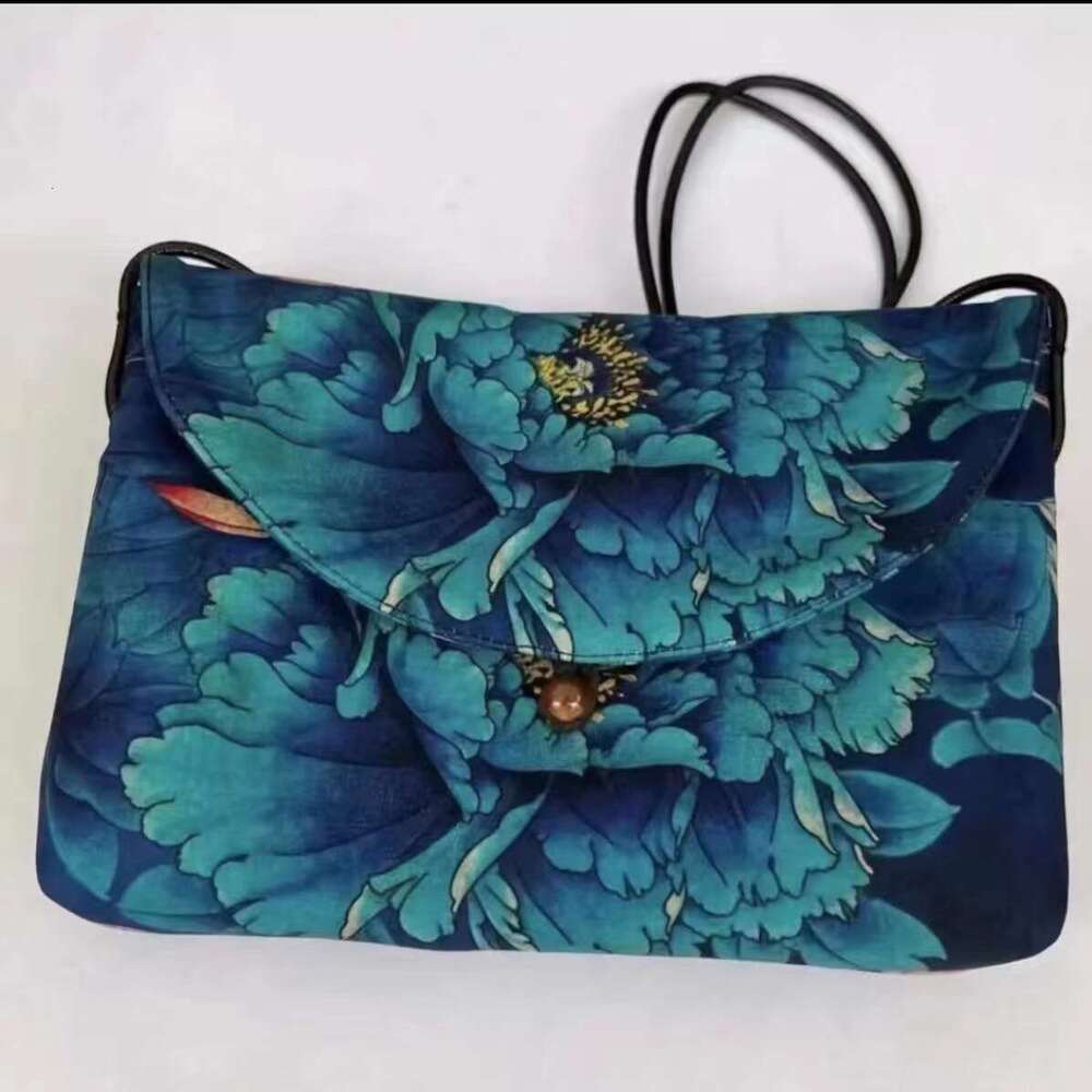 Floral Fragrant Cloud Silk Phone Crossbody Bag Stone Mountain Versatile New Chinese National Style Clutch Series Evergwish