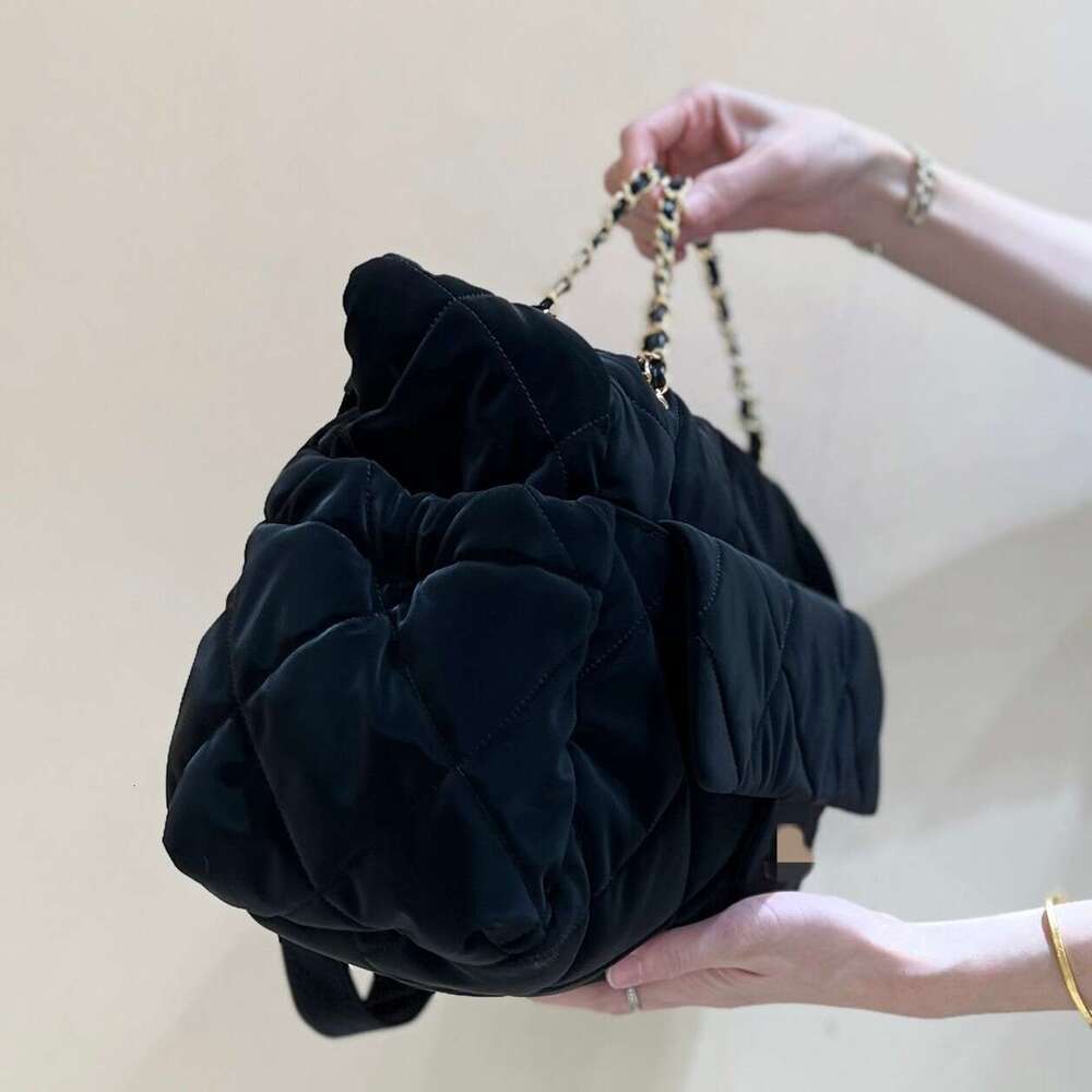 Totebag Shoulder ROSE NOIRE N Velvet Nylon Ski Hobo Underarm Bowling Quilted Commuter Bag Versatile