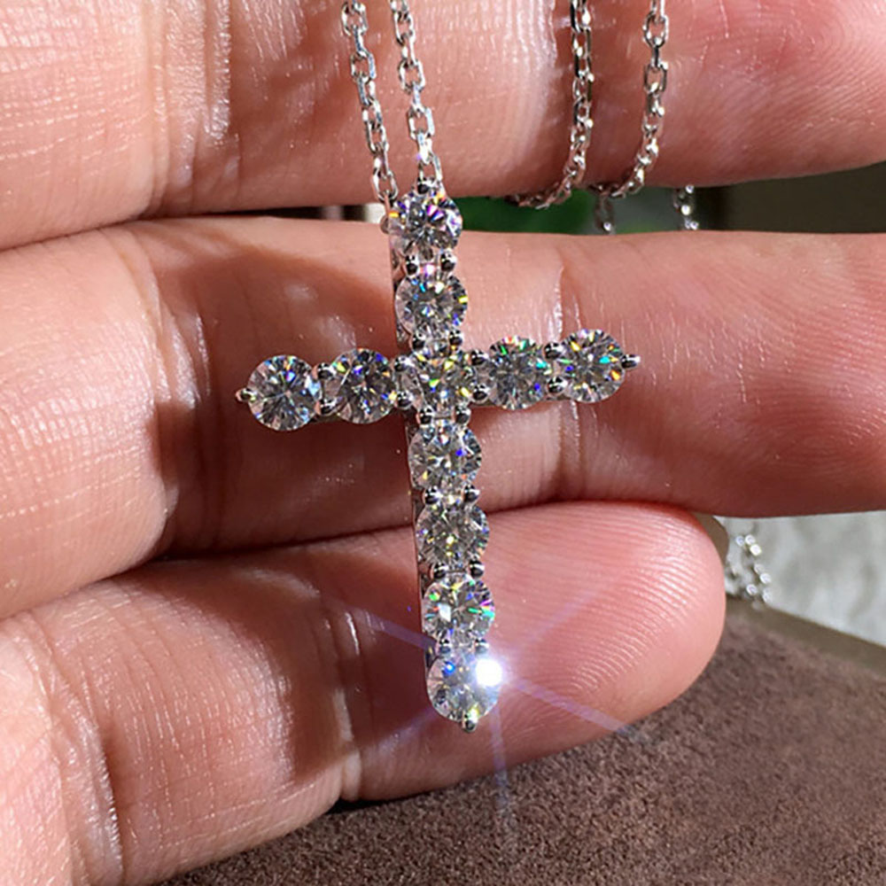 Hip HopTitanium Steel CZ Crystal Cross Pendant Necklace 18K White Gold Plated Cubic Zirconia Necklace for Women Shiny Lovers Diamond Necklace Wedding 