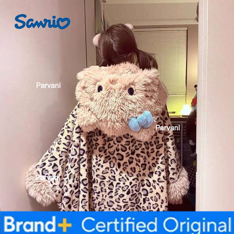 Sanrio Cartoon Hello Kitty hooded coral velvet nightgown Kawaii thickened warm and comfortable cloak home clothes holiday gift H260130