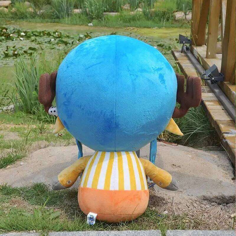 25-30cm Genuine Anime Classic Tony Chopper Plush Doll Cartoon Stuffed Toys Throw Pillow Children Birthday Gift Y260128