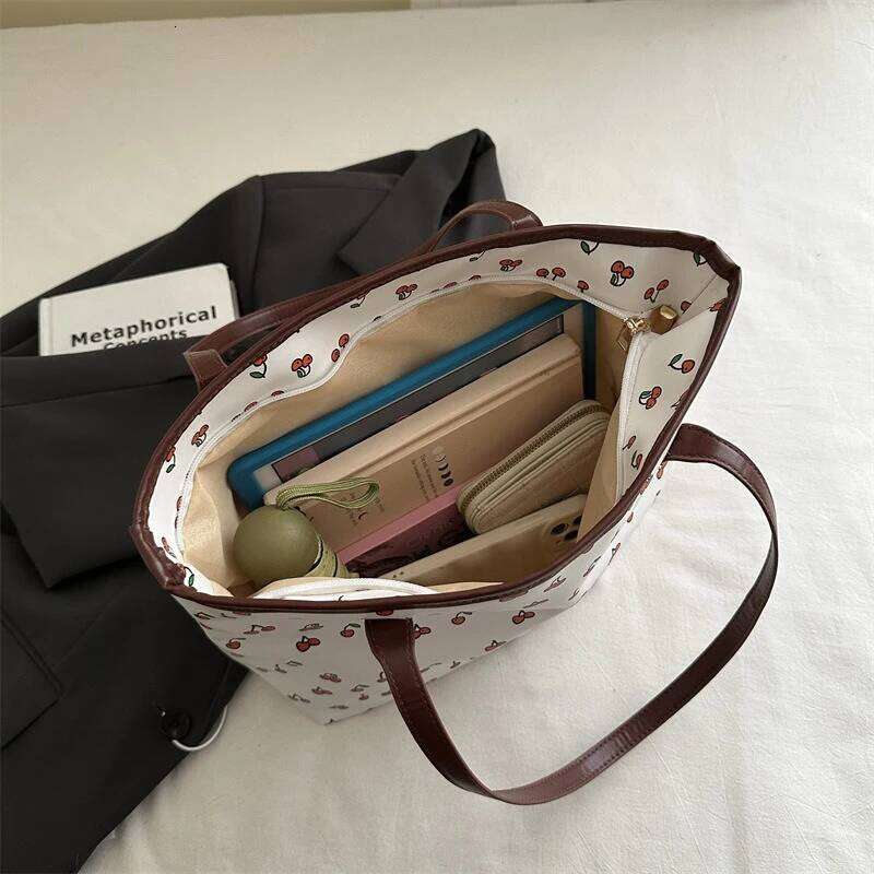 High-end and Stylish Large-capacity Women 2025 Fashionable Commuting Single-shoulder for College Students Tote Bag Z260130