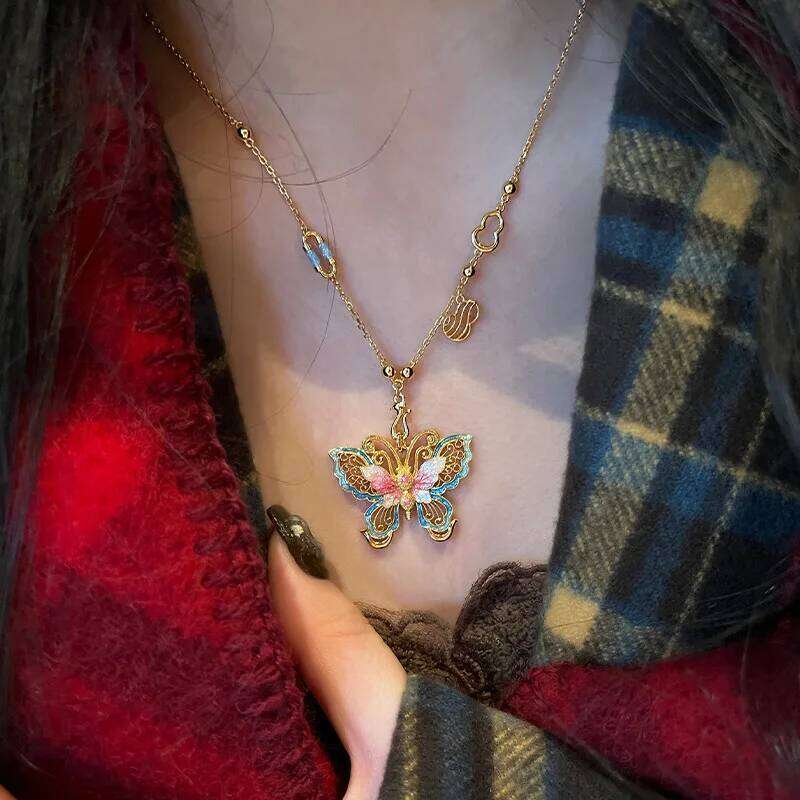 Beautiful Retro Enamel Gradient Hollow out Flower Colorful Butterfly Necklace Exquisite Luxury Pendant Hanfu Jewelry