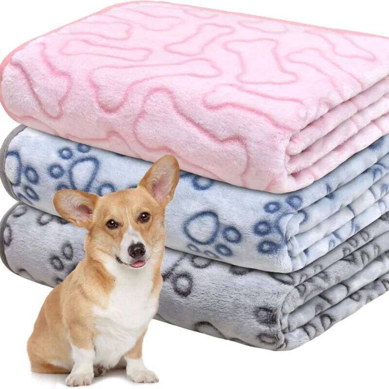 EFF Soft Fluffy High Quality Flannel Sleeping Paw Print Pattern Pet Mat Warm Comfortable Blanket For Cat Dog 26W01130