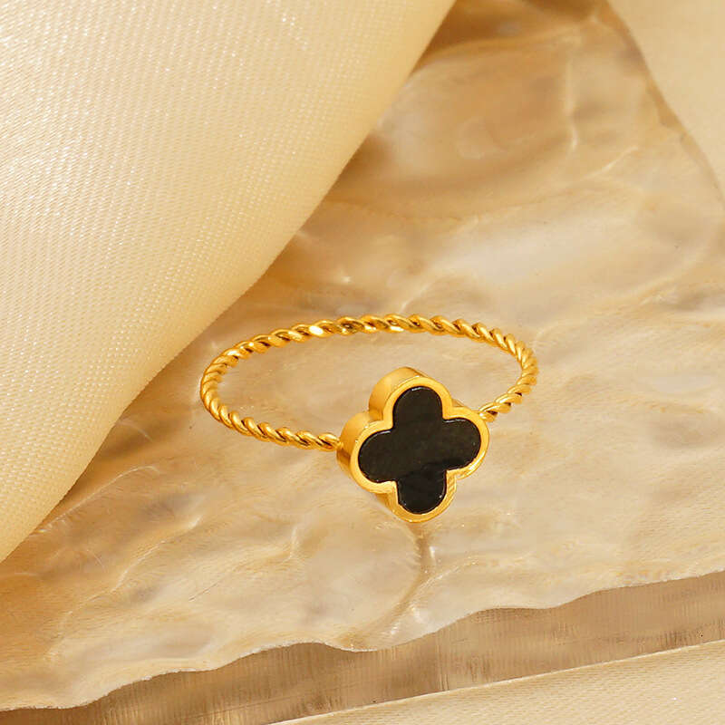 Cross-Border New Ins Style Four-Leaf Clover High-End Non-Fading Fashion Simple European and American 18k Titanium Steel Ring for Women