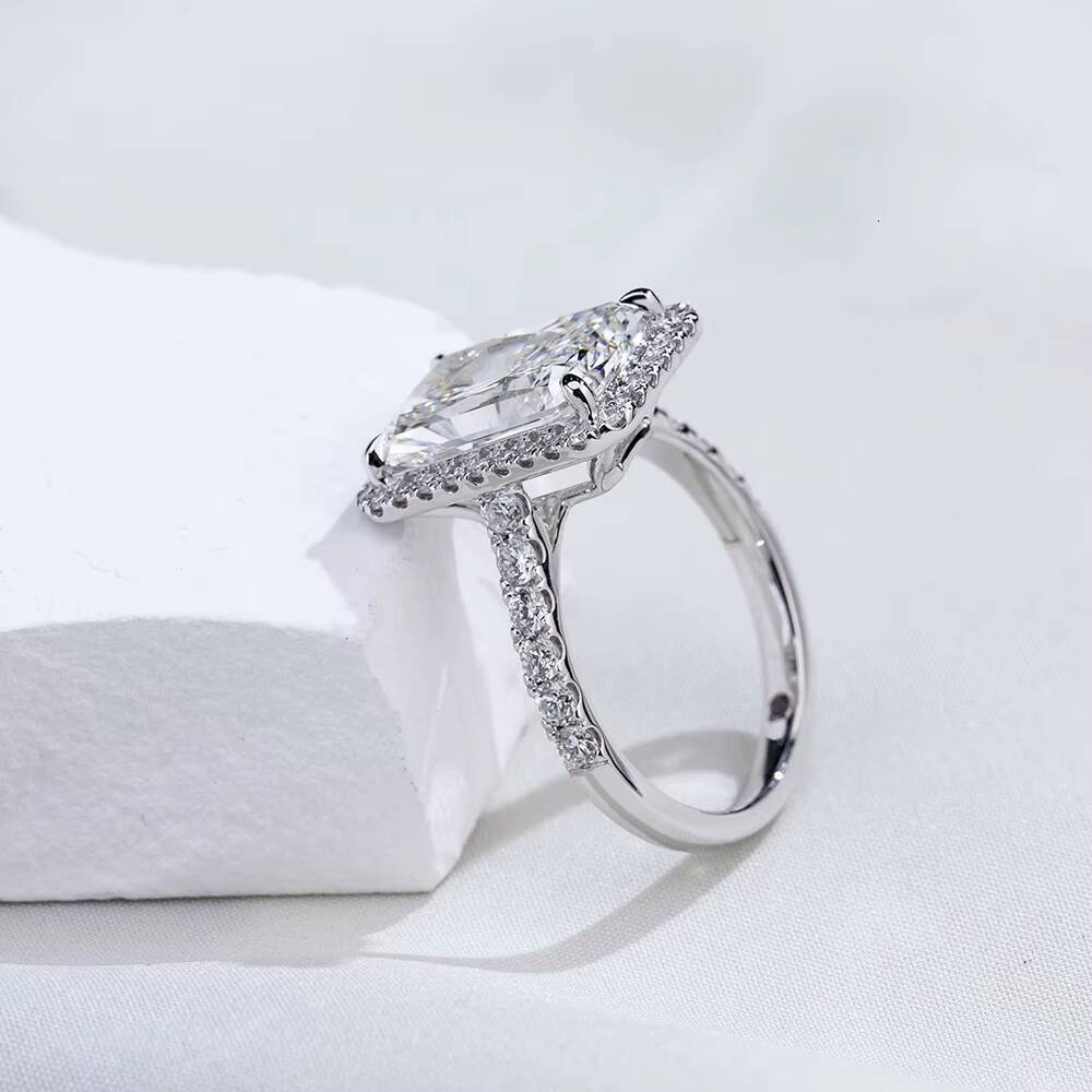 Messi Jewelry MSR-2036 18k Gold halo Ring 5ct D VS1 Radiant Cut Lab Grown Diamond Ring
