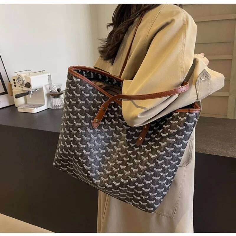 Elegant Crossbody Handbag Trendy Maillard Campus Style Students Cross Body Bag Commuting Portable Fashion Popular Unique Z260130