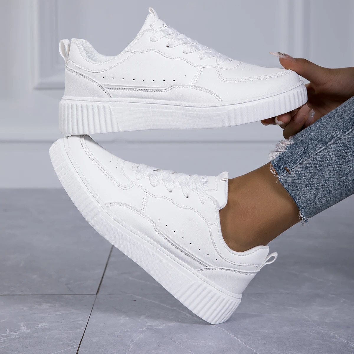 Womens Casual White Sneakers Chic Silver Trim Soft Lining Non-Slip Shoes Minimalist Pu Leather Skate Shoes for Women 260123