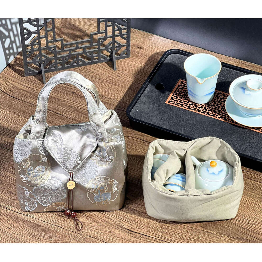 Brocade Fabric Chinese Style Embroidered Portable Outdoor Storage Bag Travel Tea Set Handbag MASA