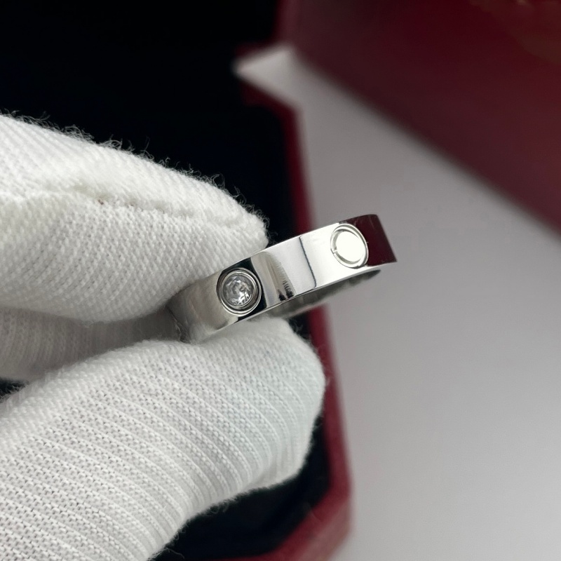 L86 High-quality classic letter rings luxury rings lightweight and stylish diamond rings jewelry comes with a gift box