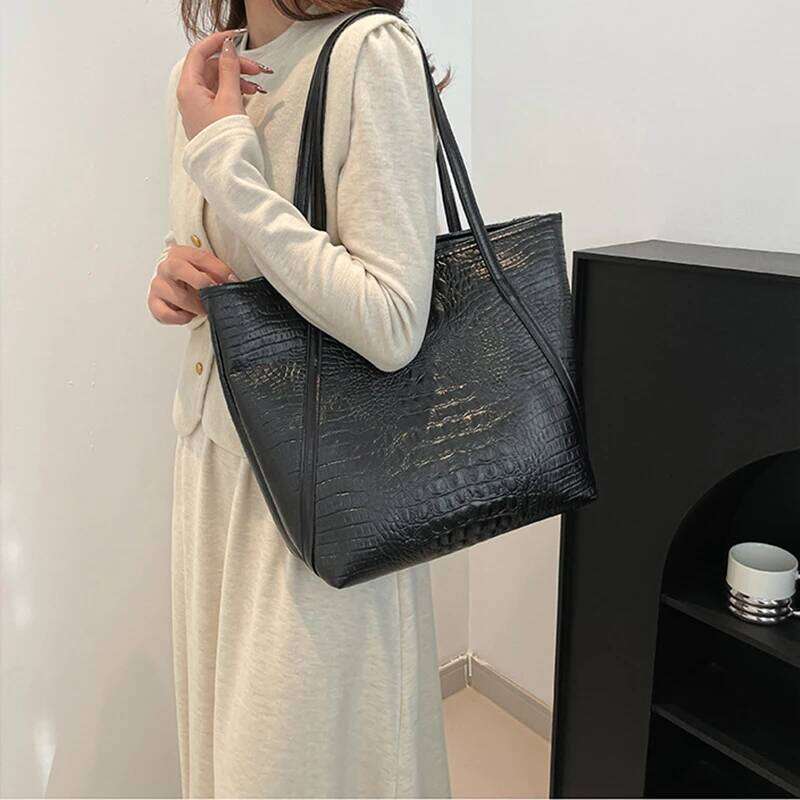 Simple And Versatile Crocodile Print Tote Bag, Large CapacityFashion Hand Bill Shoulder Women's Bag Z260130