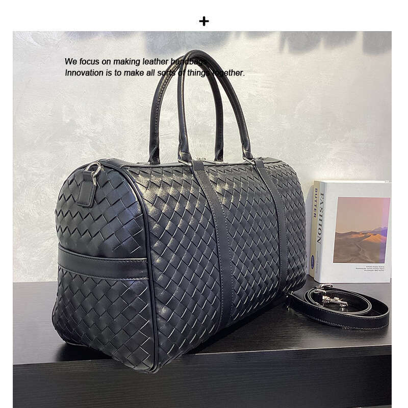 Totebag Shoulder ROSE NOIRE European And American Genuine Leather Luxury High End Women S Monogram Messenger Baguette Round Bag