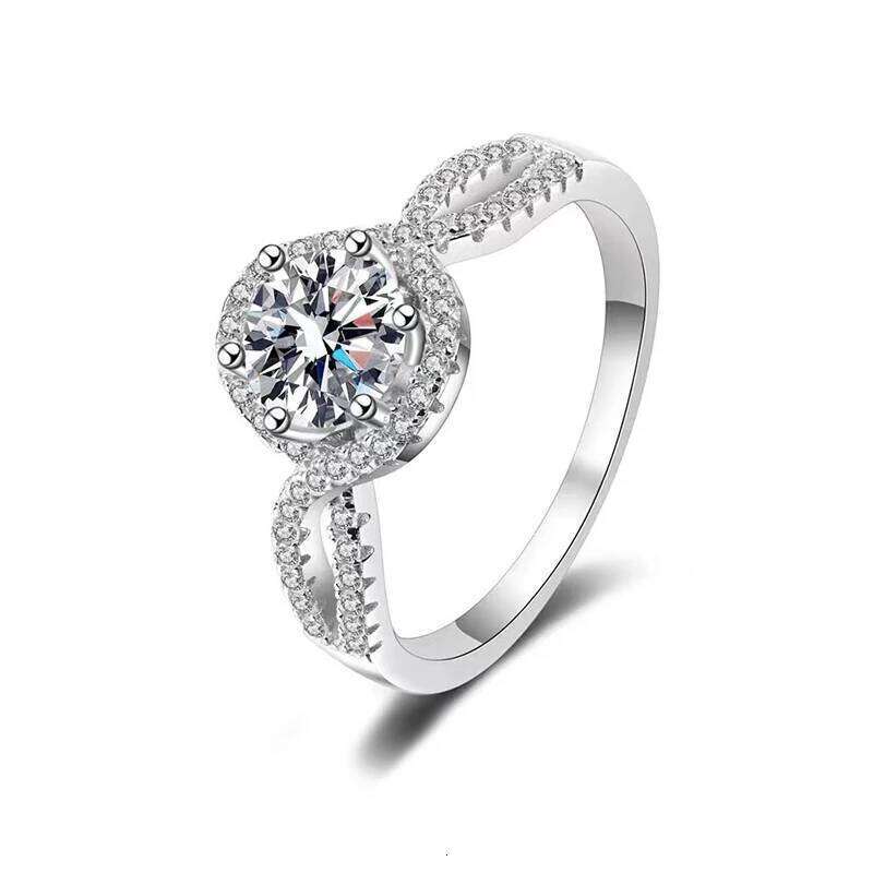 Huitan Bling Cubic Zirconia Rings Women for Engagement Wedding Luxury Silver Color Temperament Elegant Female Ring Party Jewelry XJ260130