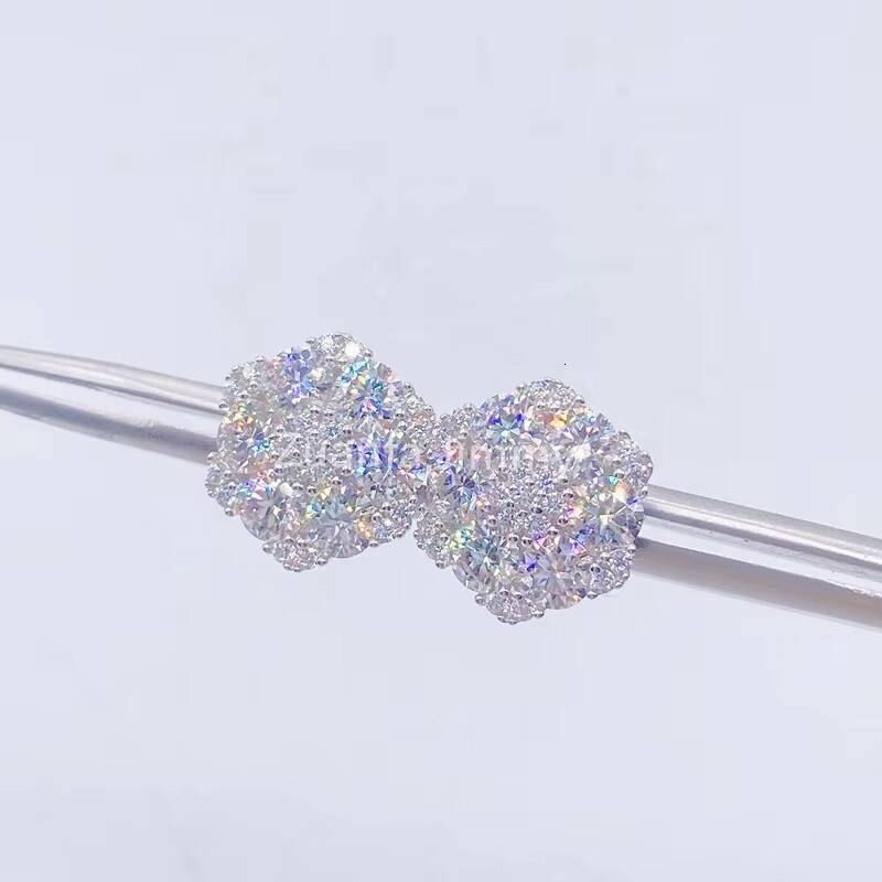 Pass Diamond Tester Round Brilliant Cut D Color Vvs1 Genuine Moissanite Earrings 925 Sterling Silver Classic Hip Hop Earring