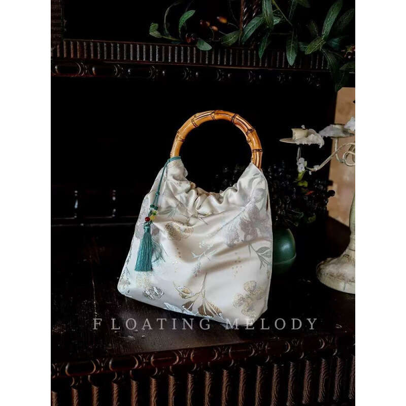 Unique And Stylish Gold Butterfly Love Flower Handheld Bamboo Knot New Chinese National Style Ftlody Floating Moon Original Matched With Cheongsam Bag