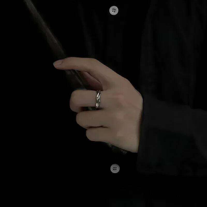 Rings for Men Women Trend Design Metal Twist Simple Open Adjustable Finger Ring Jewelry Wedding Anillos XJ260130