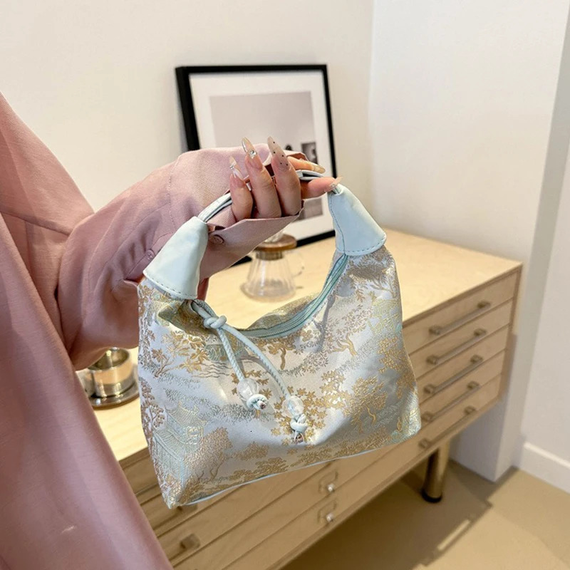 Chinese Style Fine Embroidery Ladies Handbags Summer Fashion Shoulder Bag Crossbody Daily Party Tote Handbag for Women 260129