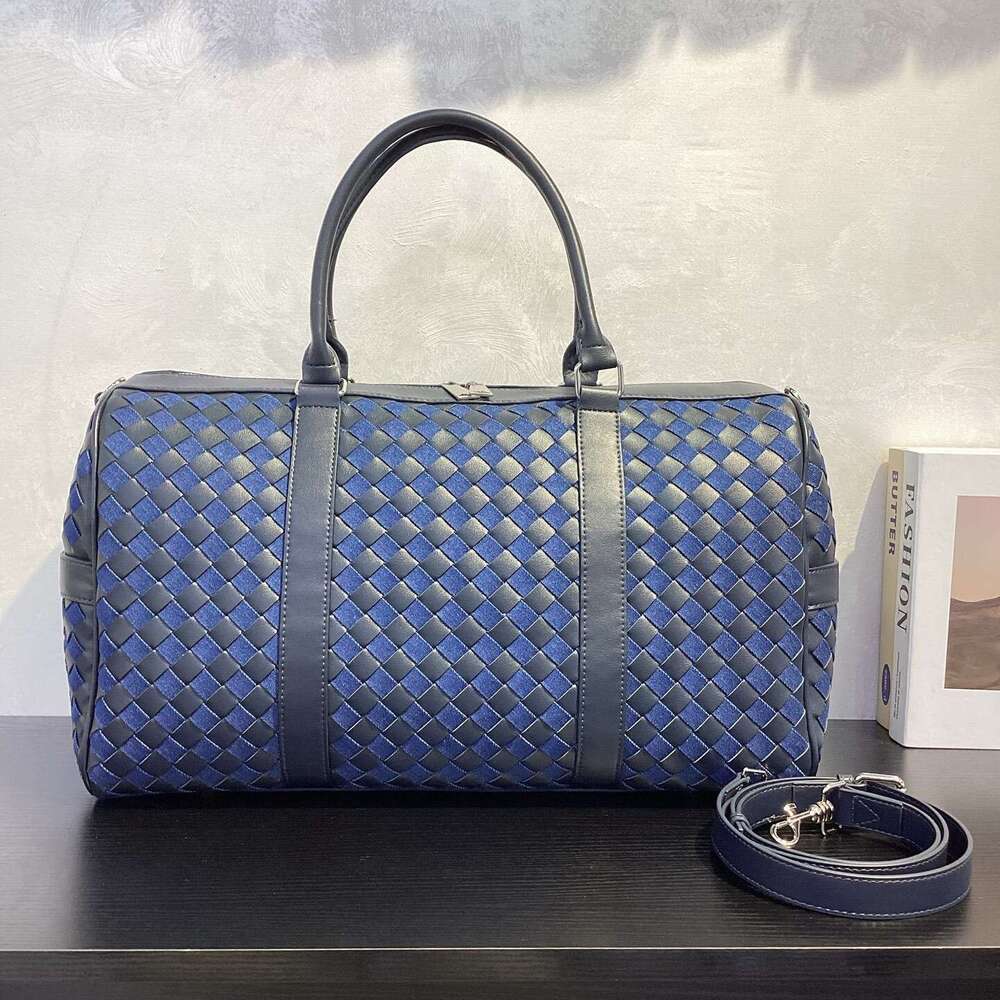 Totebag Shoulder ROSE NOIRE European And American Genuine Leather Luxury High End Women S Monogram Messenger Baguette Round Bag