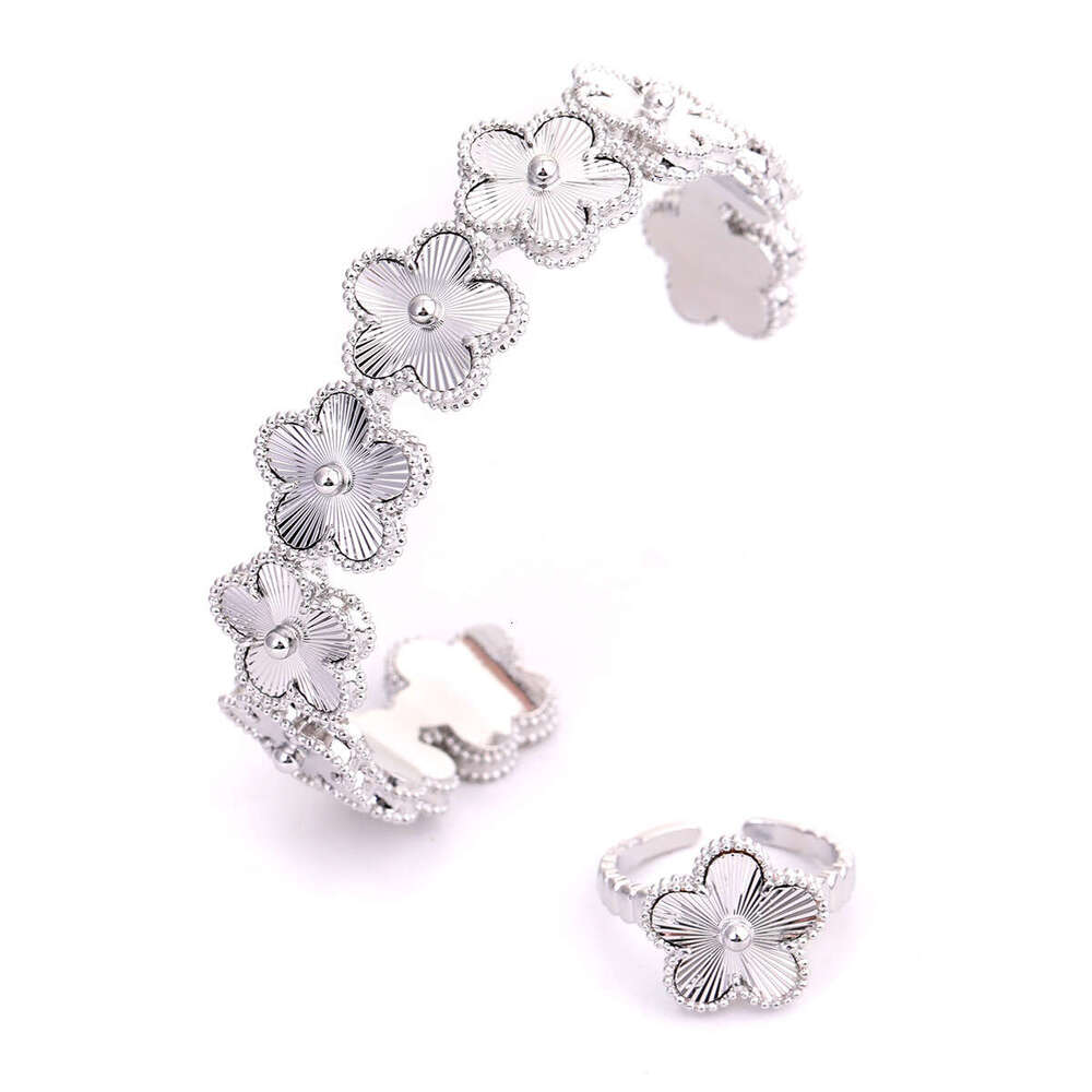bracelet and American Cross-Border New Product 18K Gold Five-Leaf Clover Open Light Luxury Exquisite Fashion Flower Bracelet Ring