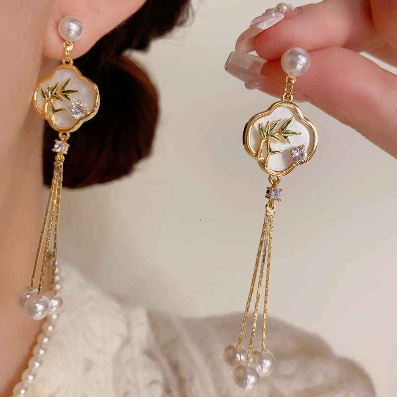New Chinese Fan-Shaped Bamboo Leaf Fashion Retro National Style Long Tassel Pearl Cheongsam Earrings Ear Accessories
