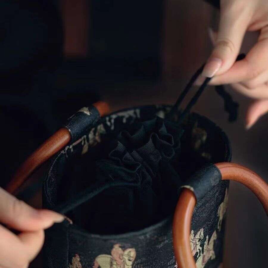 Ethnic Round Ring Wooden Handle Song Brocade Tang Horse Pattern Retro Wealth Bucket Cylinder Bag Autumn Winter Chinese National Style