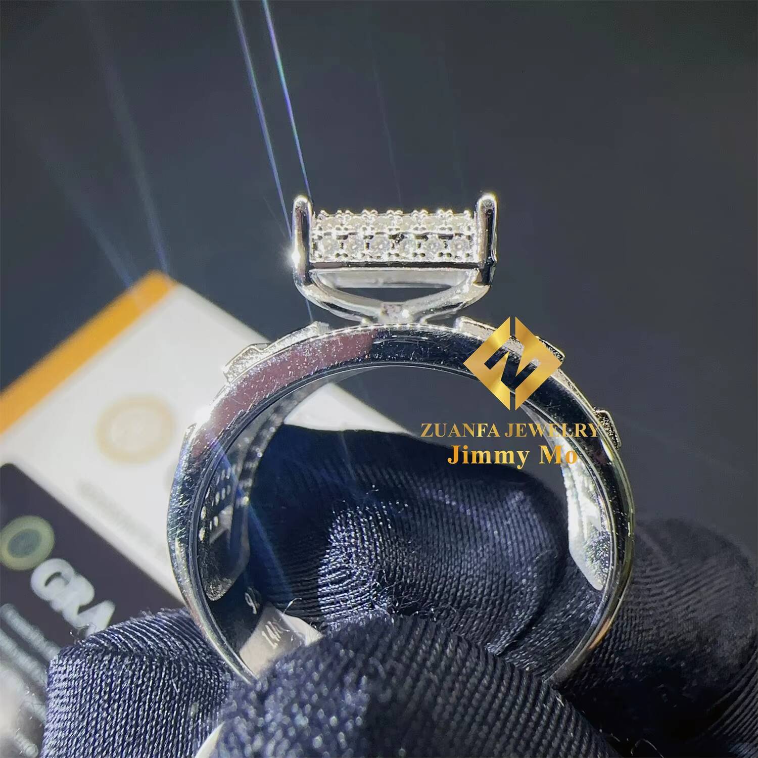 Ready to Ship GRA Certificates Low Price Classic Hip Hop Fire Jewelry Iced Out VVS1 Moissanite Shining Diamond Man Ring