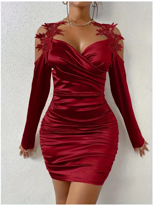Luxury Brand Designer Clothes 2025 European And American Spring And Autumn New Satin Elegant Lace Bodycon Dress Ruched Dress