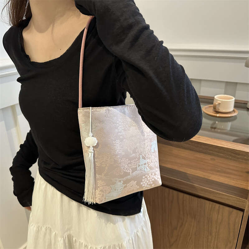 National Underarm Versatile New Chinese Style Silk High-End Tassel Single Shoulder Tote Bag For Women SHANGFANNI