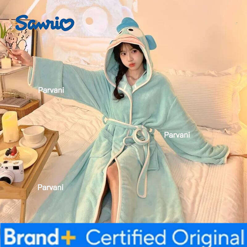 Sanrio Cartoon Kuromi Cinnamoroll My Melody Womens Hooded Bathrobe Ladies Plush Warm Long Robe Fleece Nightgown Sleepwear H260130