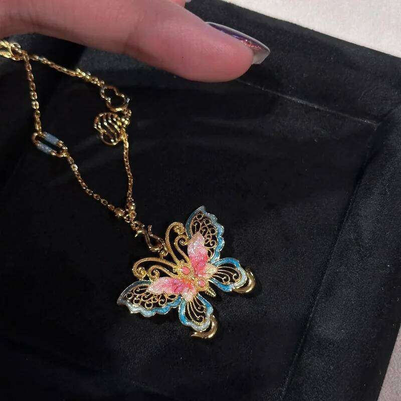 Beautiful Retro Enamel Gradient Hollow out Flower Colorful Butterfly Necklace Exquisite Luxury Pendant Hanfu Jewelry