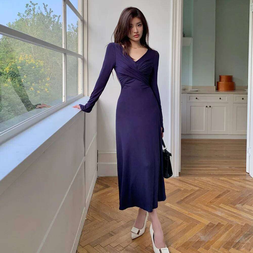 Autumn New French Chic Cross V-neck Elegant Evening Women's Designed Long-sleeve Fitted Base Layer Long Dress Office Lady XJ260130
