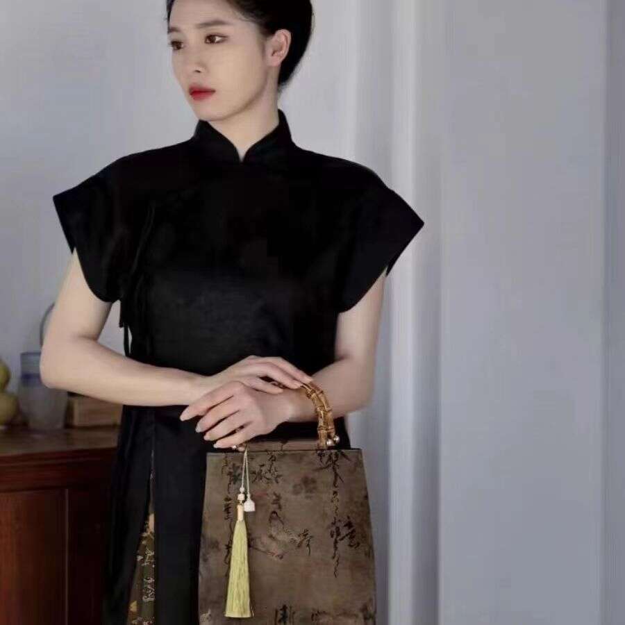Chinese Original New Large Capacity Bamboo Handle Xiangyun Silk Retro Style Hanfu Cheongsam Handheld Bag Evergwish