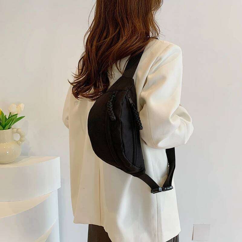 Nylon casual - trendy crossbody for women, men, sporty messenger bag, unique and versatile Instagram bag