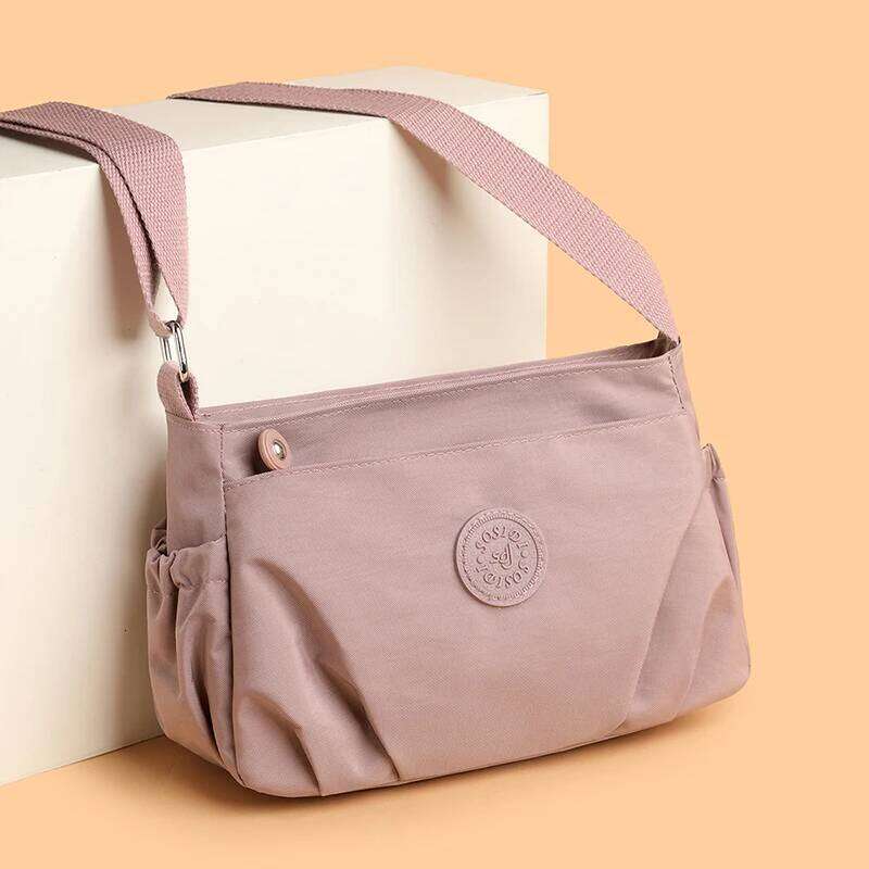 Simple new solid-color shoulder women, lightweight and casual, versatile all occasions, small square bag for outdoor