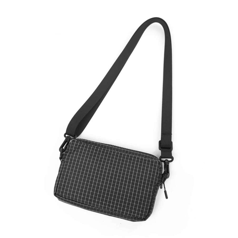 Women's casual shoulder and Hong Kong-style motorcycle bag, unisex plaid small crossbody bag.