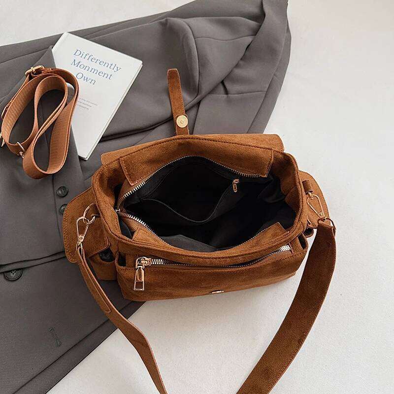 LEFTSIDE Women Faux Suede Small Shoulder 2025 Winter Crossbody Bag Luxury Designer Trend Brand Simple Handbags and Purses XJ260131