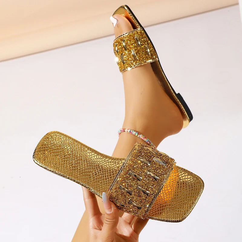 Shiny Crystal Flat Sandal 2026 Fashion Open Toe Gold Summer Slippers Woman Plus Size 43 Light Non Slip Outdoor Slides 260126