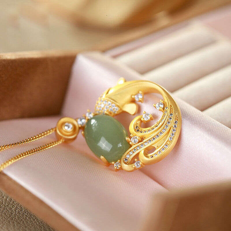 Gold-Plated Jade Pendant with Fish Design, Classical Style, Exquisite and Delicate, Suitable for Women - view 4