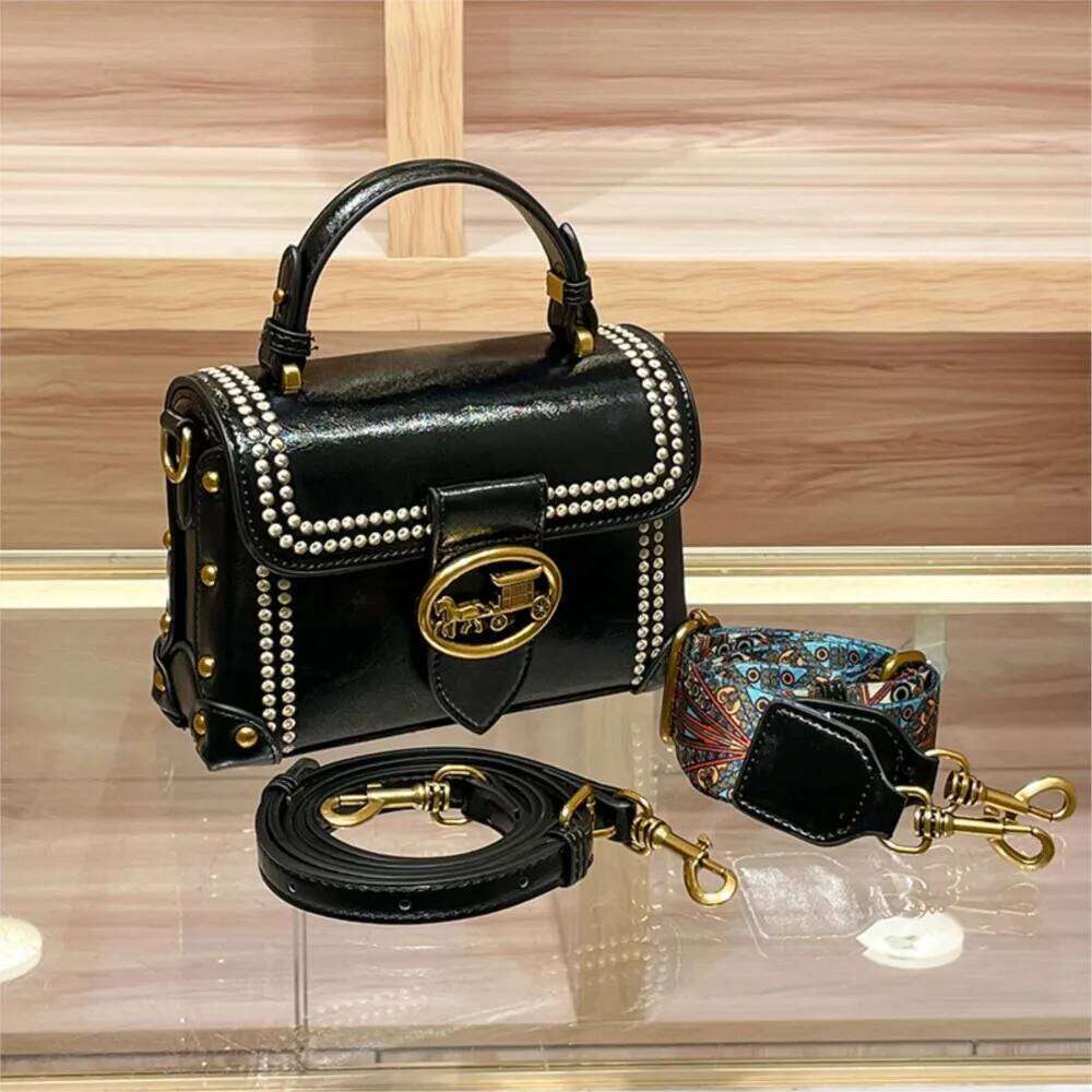 Women's handbag 2025 new autumn and winter high-end retro wide strap fashionable single shoulder crossbody bag
