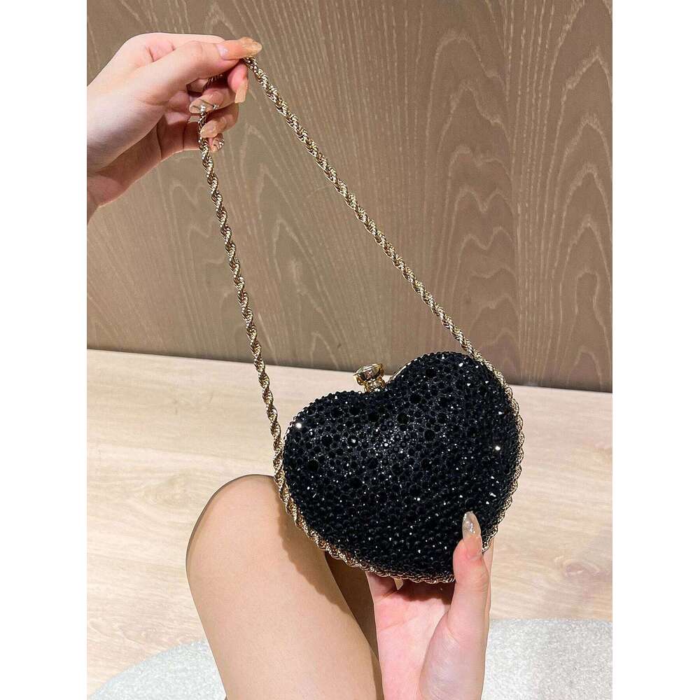 Women's evening clutch bag, luxurious sparkling rhinestone heart-shaped handbag. Fashionable and elegant, high-end feel