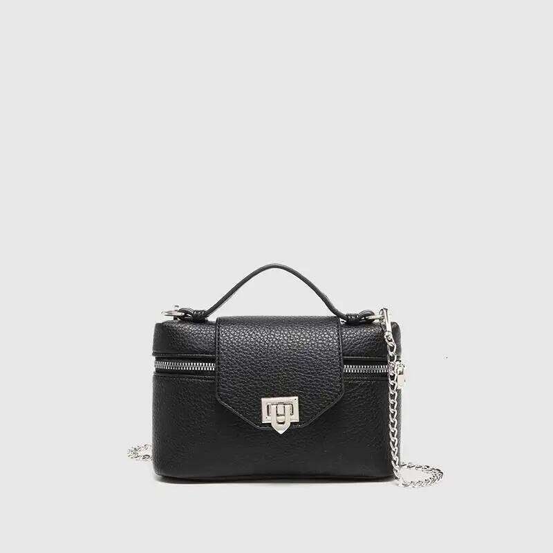 New light luxury premium box for women fashionable casual makeup bag niche commuter retro texture mini handbag XJ260131